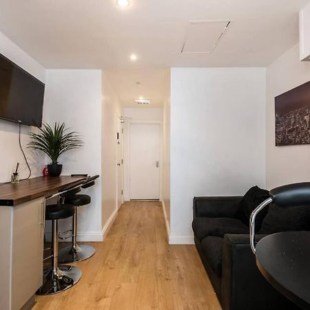 Liverpool City Centre - Fabulous 3 En-Suite Bedrooms - Sleeps 10 People Екстер'єр фото